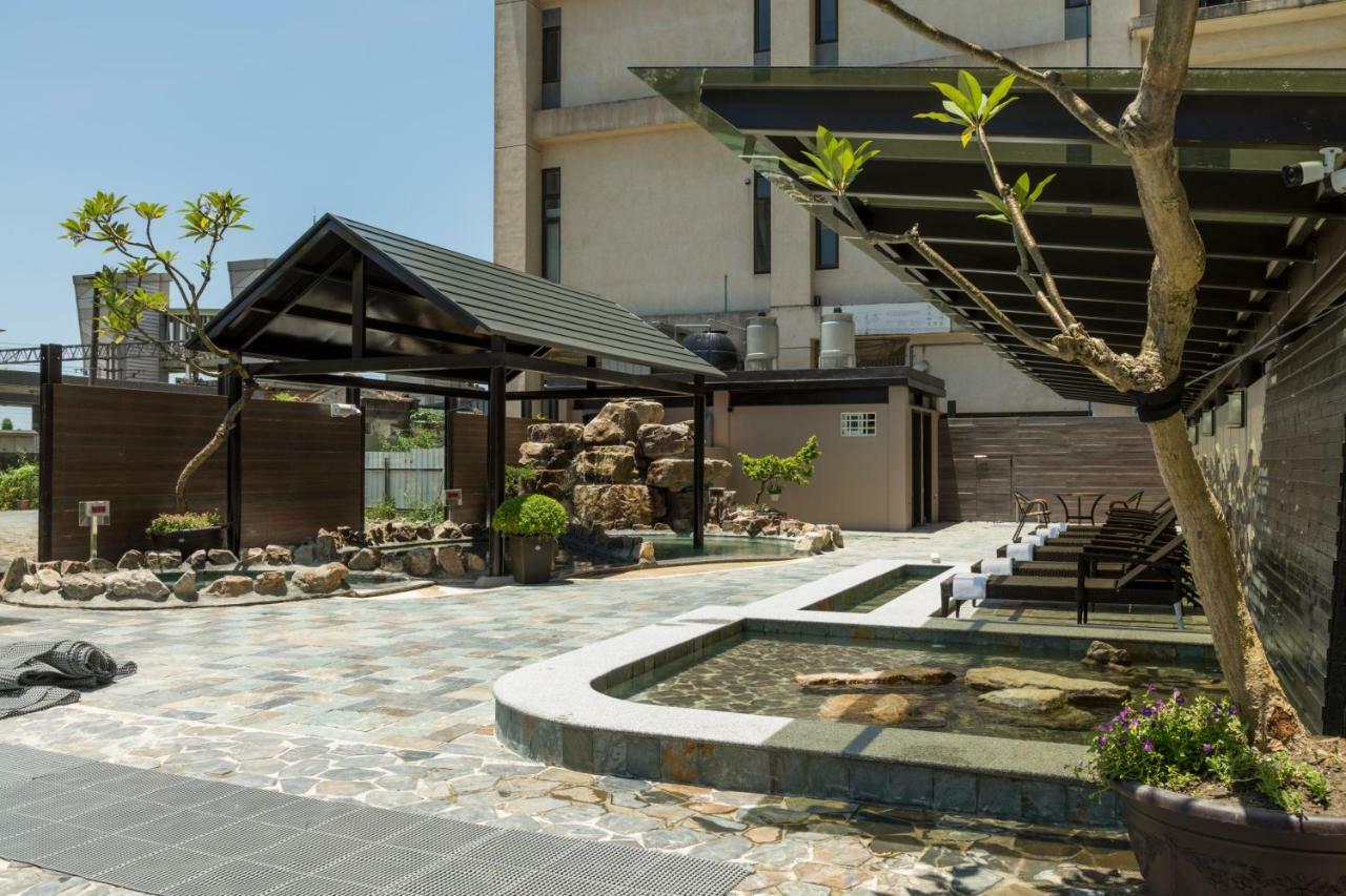 Chuang-Tang Spring Spa Hotel Jiaoxi Exteriör bild