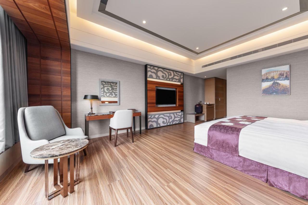 Chuang-Tang Spring Spa Hotel Jiaoxi Exteriör bild